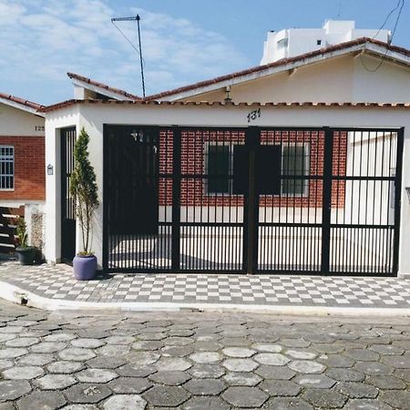 Temporada Na Praia Em Mongagua Sp 外观 照片